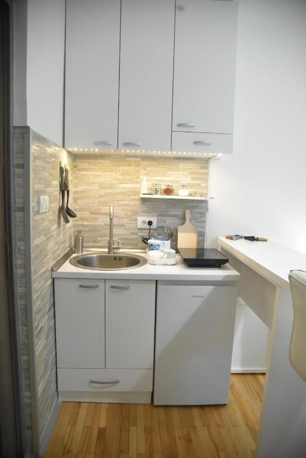 Dekart 2 Apartment Ниш Экстерьер фото