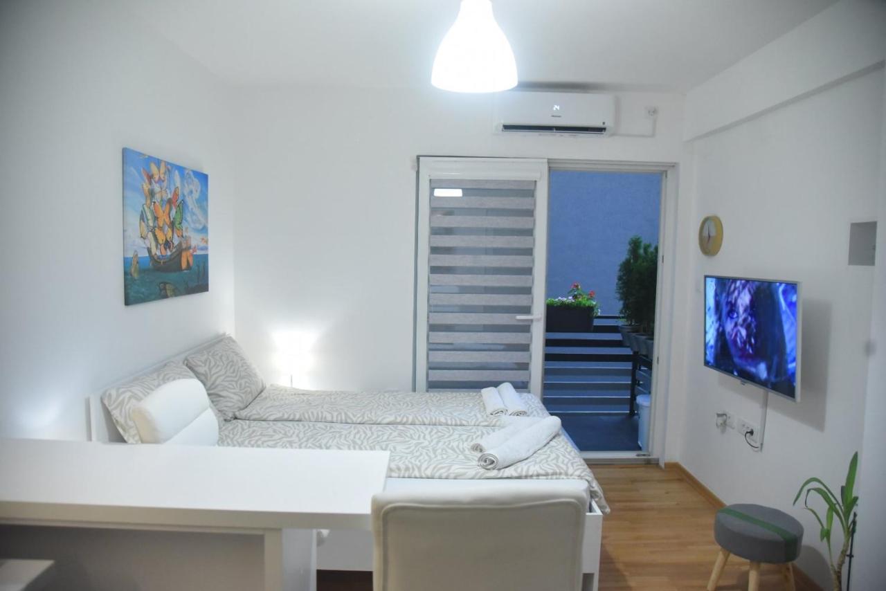 Dekart 2 Apartment Ниш Экстерьер фото