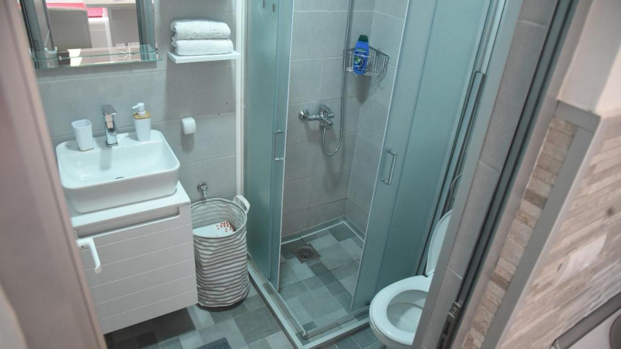 Dekart 2 Apartment Ниш Экстерьер фото